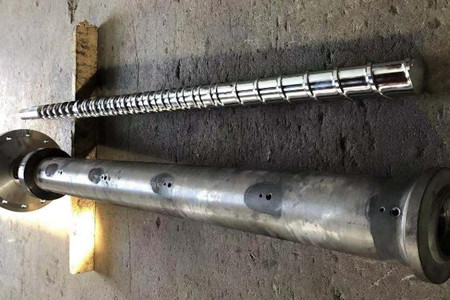 注塑機機筒螺桿使用時需要注意哪些事項？